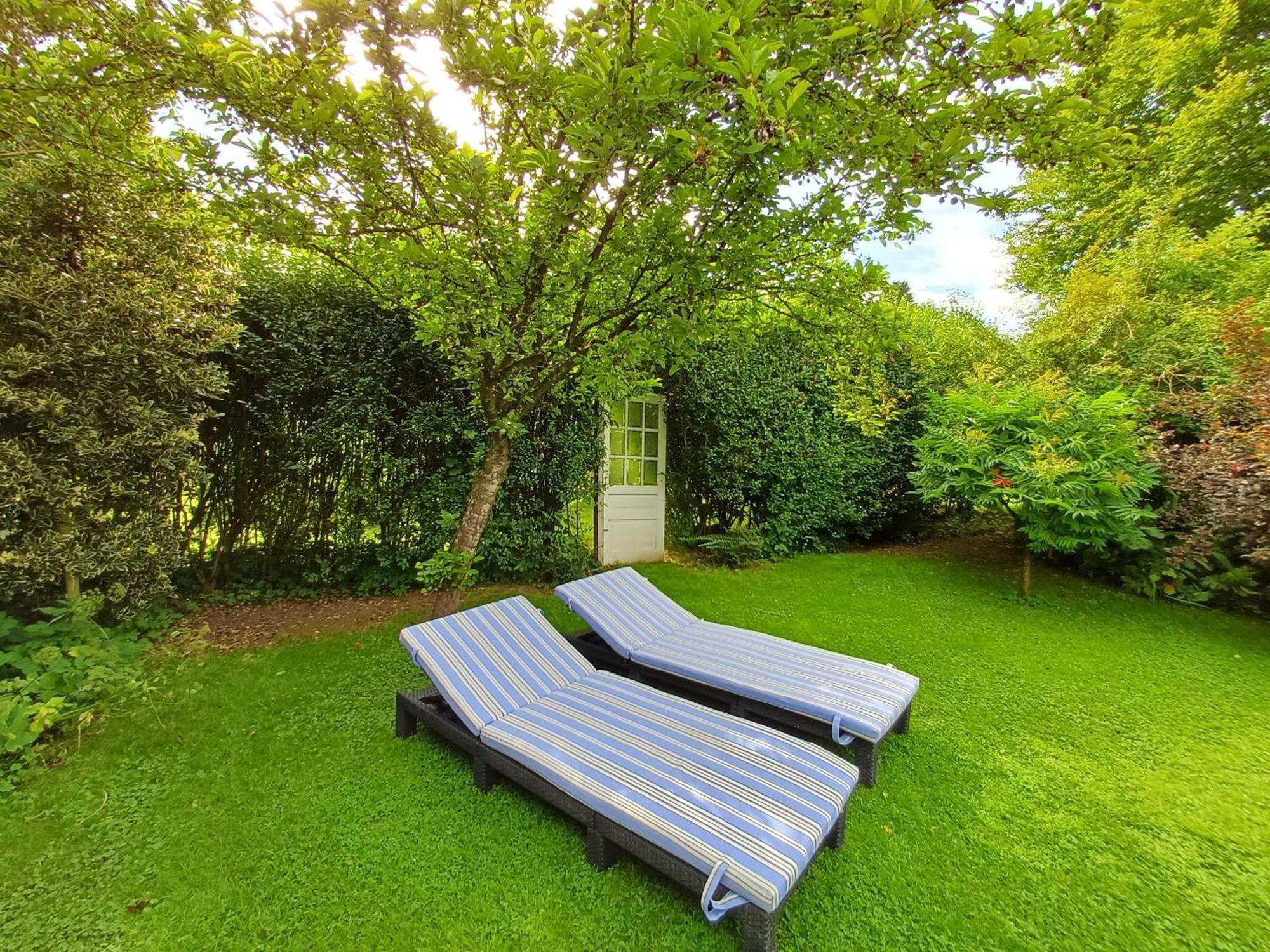 Les Gabelous - Chambre D'Hotes - Viroinval Dourbes Exterior photo